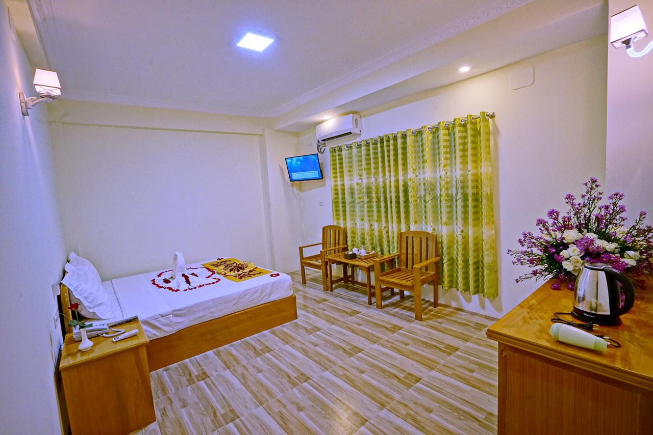 Moon Light Hotel Mandalay Dış mekan fotoğraf